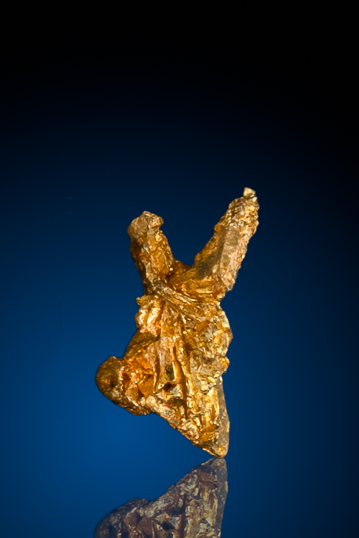 (image for) Sharp Crystallized Gold from Round Mountain, NV - 0.44 grams
